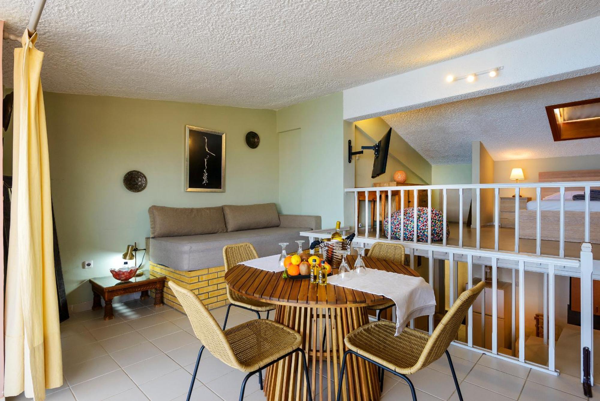 Agali 2 Superior Mezonet Front Of The Sea Apartment Akrogiali ภายนอก รูปภาพ
