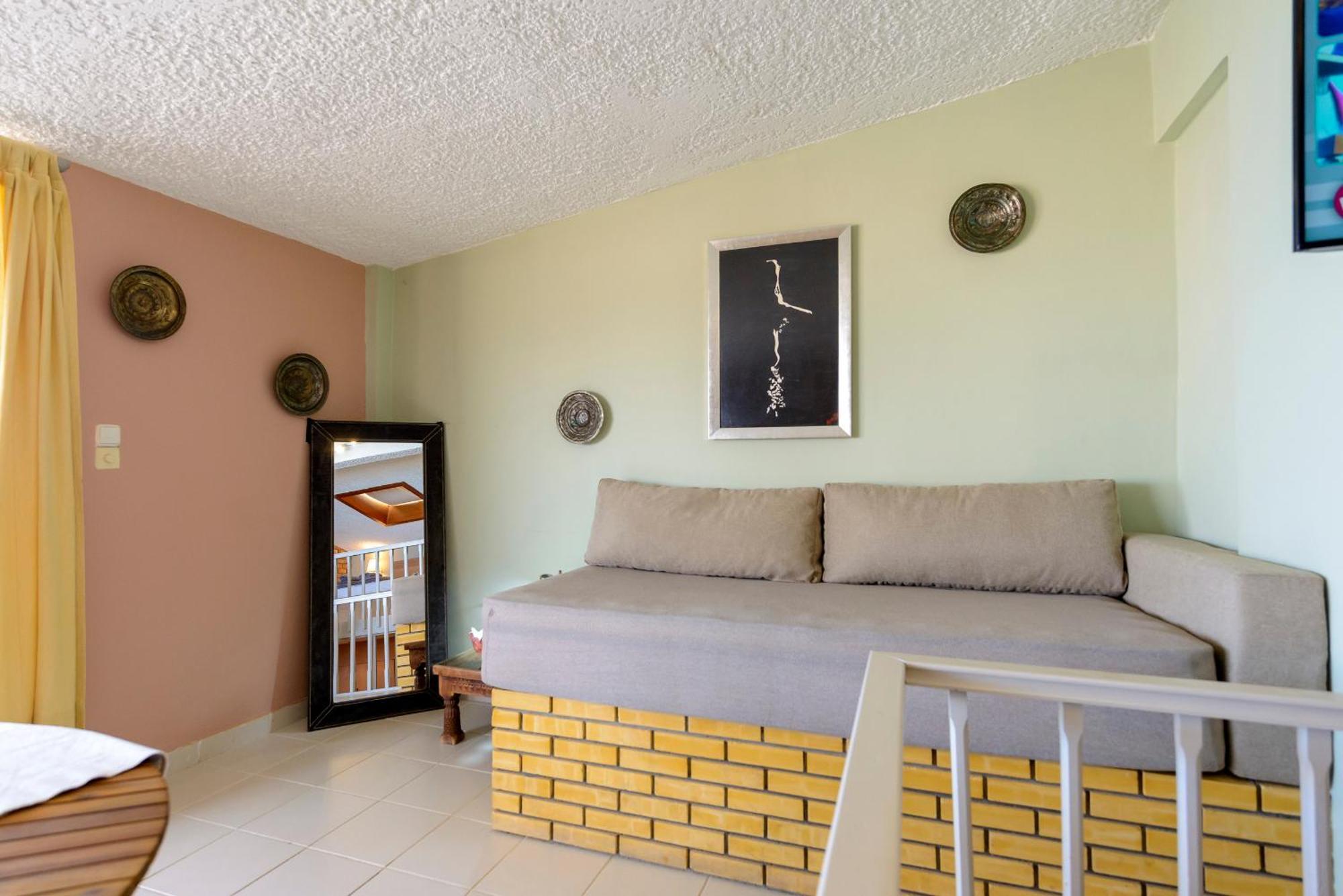 Agali 2 Superior Mezonet Front Of The Sea Apartment Akrogiali ภายนอก รูปภาพ