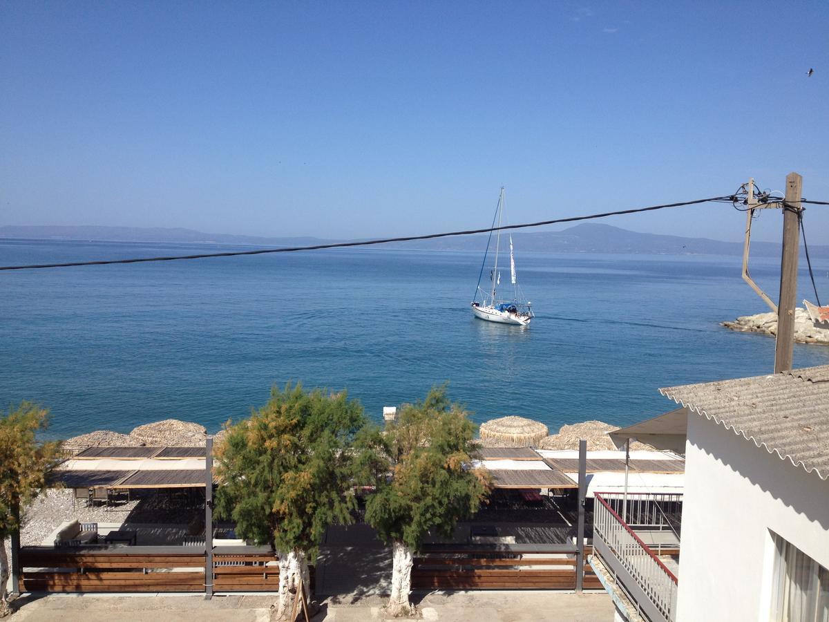 Agali 2 Superior Mezonet Front Of The Sea Apartment Akrogiali ภายนอก รูปภาพ